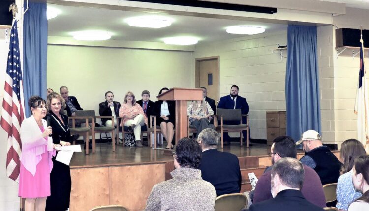  Residents meet the candidates in Weirton |  News, Sports, Jobs
