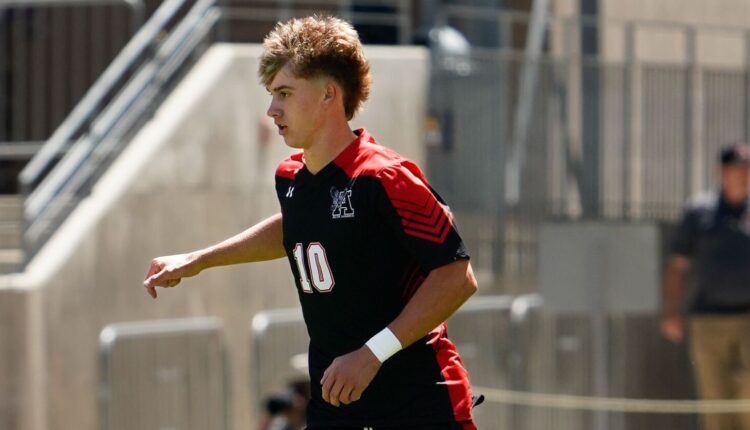 Carter_Bell_Alta_Soccer_2022.jpg