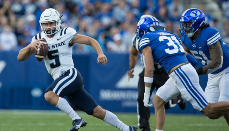 utah-state-quarterback-cooper-legas...
