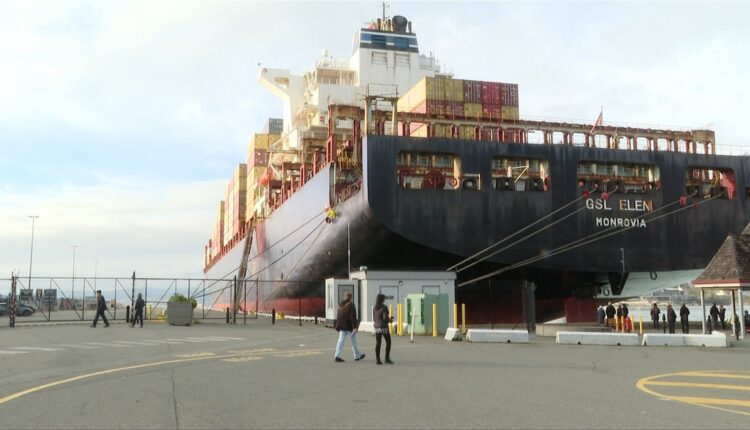 Freighter ship towed to Ogden Point after mechanical issues near Tofino
